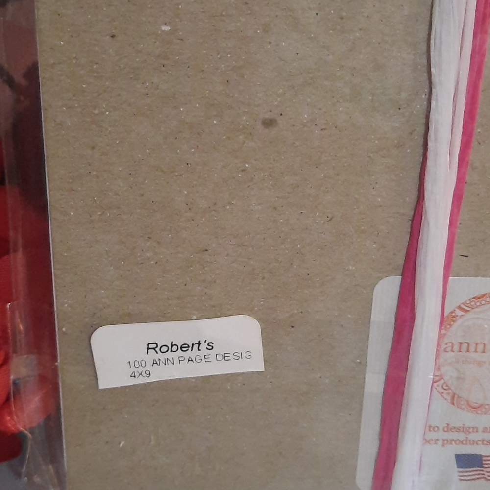 Desinged Notepad - Picture 3 of 5